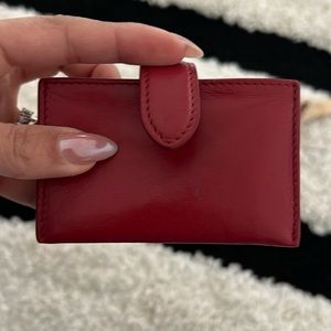 The row card holder